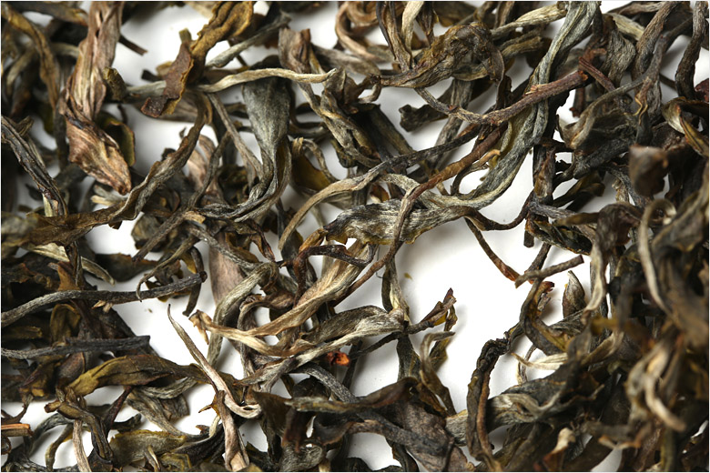 2021年巴達(dá)山章朗古樹(shù)秋茶特點(diǎn)？