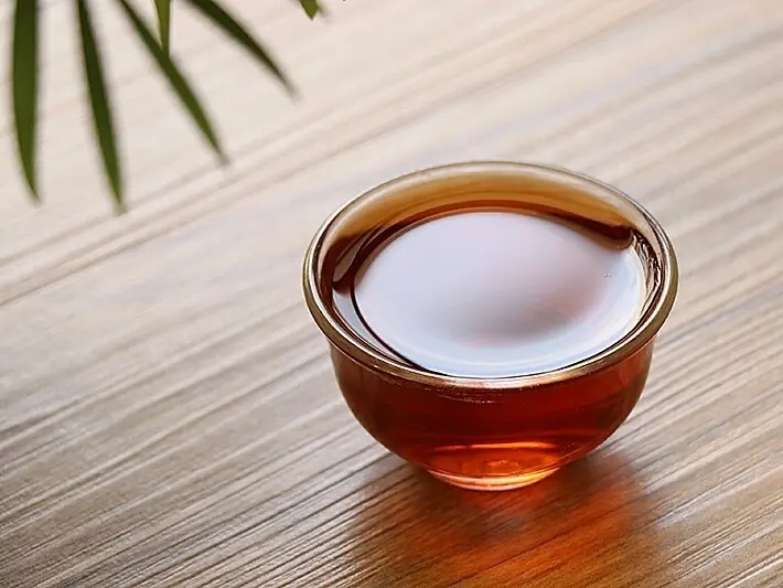 長(zhǎng)期喝普洱茶的人，都怎么樣了？為你總結(jié)：或可得到3個(gè)好處