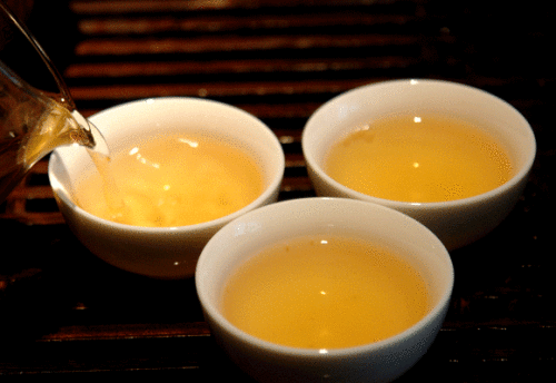 普洱茶的湯色為何是這樣的？